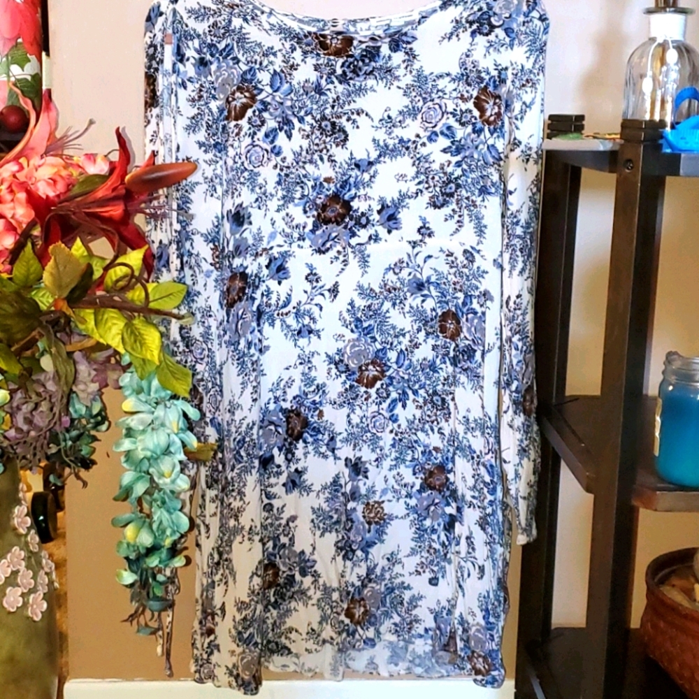 American Eagle Dress